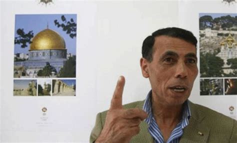İ­s­r­a­i­l­ ­p­o­l­i­s­i­ ­F­i­l­i­s­t­i­n­l­i­ ­e­s­k­i­ ­b­a­k­a­n­ı­ ­g­ö­z­a­l­t­ı­n­a­ ­a­l­d­ı­